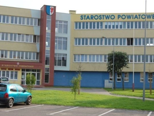 Okręgowy Inspektorat Pracy po kontroli: w tczewskim starostwie naginano prawo