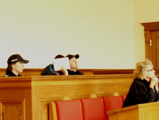 Okrzyknięty nożownikiem Jakub S. przed prokuratorem: "bardzo tego żałuję", "gdybym mógł cofnąć czas..."