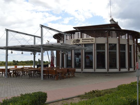 Opóźnia się sprzedaż przystani. Dzierżawca na razie zostaje