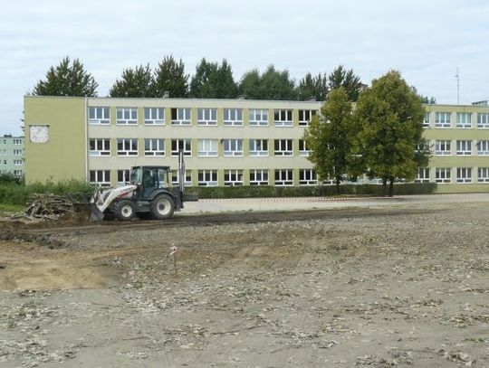 Orlik wyląduje już niedługo - może to premier przetnie wstęgę?