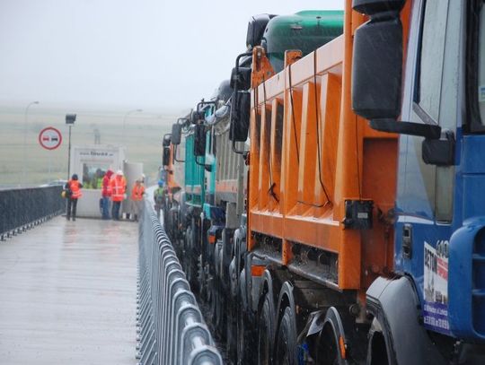 Ostatnie testy na moście na Wiśle. Badali naprężenia i ugięcia