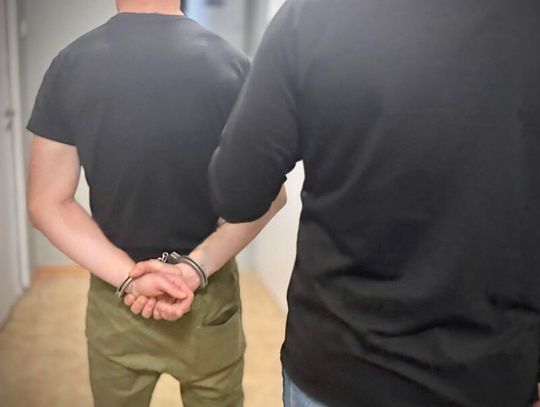 Otwarty samochód i znikający plecak. Sprawca wpadł przez przypadek