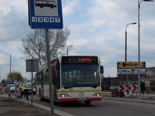 Pasażerka: kierowca chciał mnie wyrzucić z autobusu. Meteor: nie było takiej sytuacji, nie opuścił kabiny