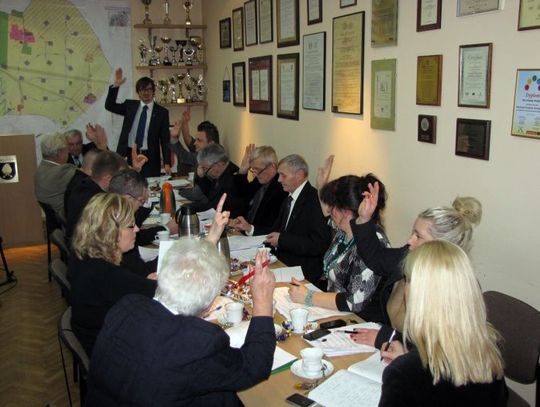 Pelplińscy radni przyjęli budżet na 2012 r. - ponad 3 mln zł deficytu