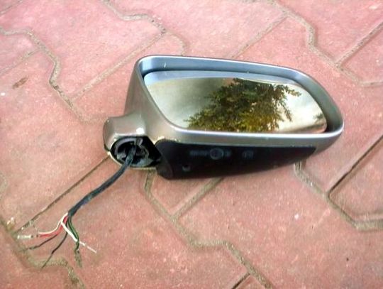 Pijane kobiety niszczyły samochody