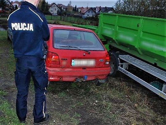 Pijany 18-latek bez prawa jazdy, spowodował kolizję na skrzyżowaniu! Chwilę później zaczął uciekać