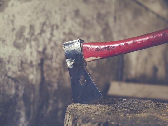 PILNE: 24-latek podejrzany o zabójstwo ojca i próbę spalenia jego zwłok