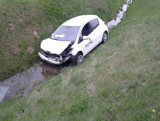 PILNE. Groźny wypadek w Swarożynie. Jedna osoba ranna