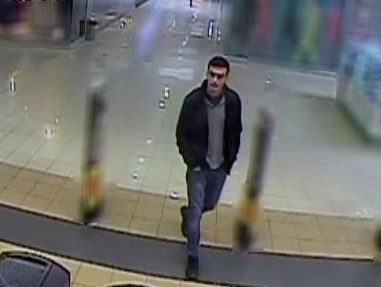 PILNE. Okradł jeden z tczewskich sklepów. Rozpoznajesz go?