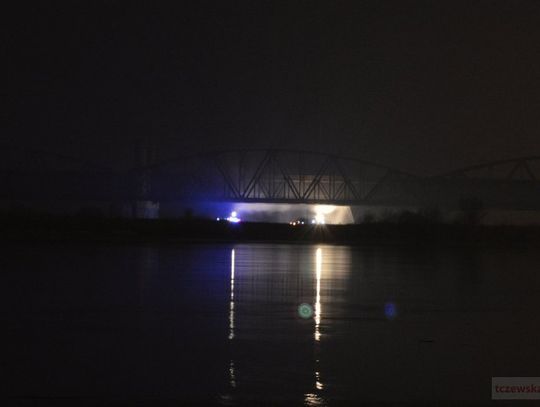 PILNE. Płonie ok. 50 metrów mostu tczewskiego!