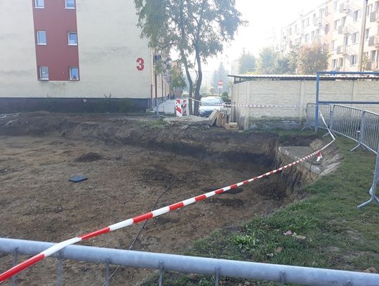 PILNE. Saperzy wywieźli niewybuch z ul. Orkana w Tczewie. Nie ewakuowano mieszkańców pobliskich bloków