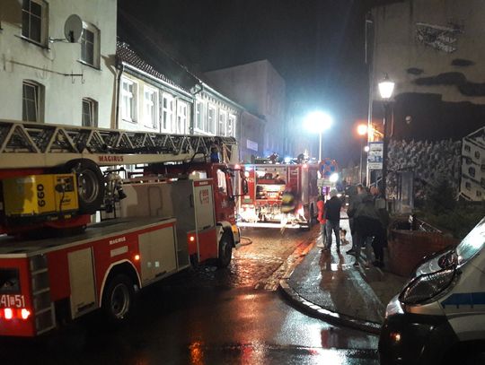 PILNE. Straż interweniuje przy ul. Chopina w Tczewie. Ogień pojawił się w jednym z mieszkań!