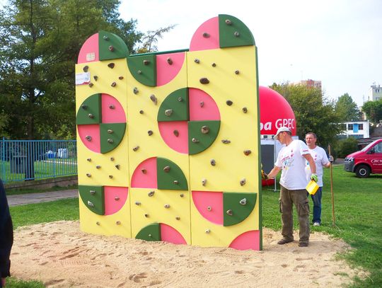 Plac zabaw na Kanonce jak nowy!