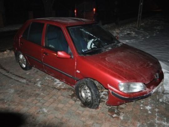 Po alkoholu i bez prawa jazdy rozbił się na betonowym przepuście