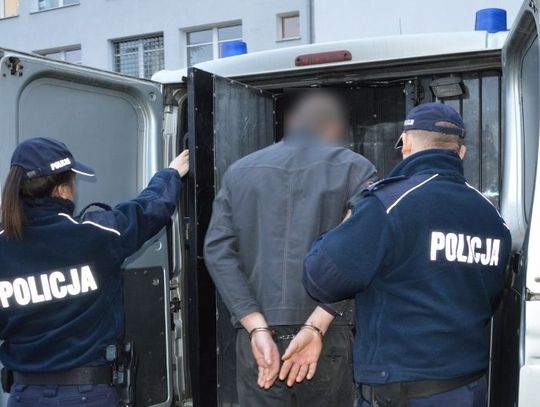 Po pożarze w Janiszewie. To 33-latek podpalił własny dom! Grozi mu 10 lat za kratkami