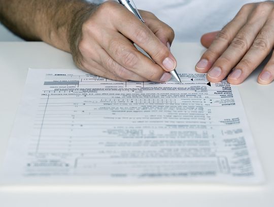 Podatnicy zaskoczeni. Wątpliwe udogodnienia w „skarbówce”. Kasa zlikwidowana