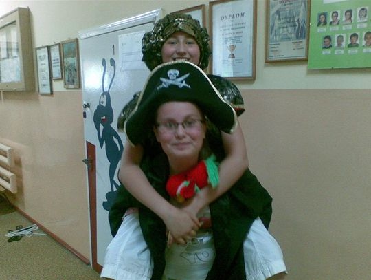 Poezja, aktorstwo i sport