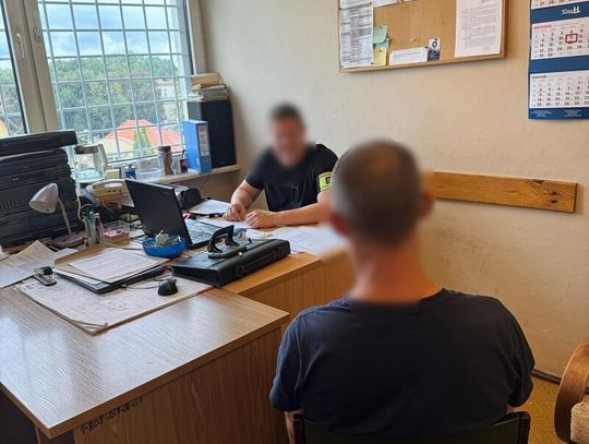 Połączył ich nie tylko dach nad głową, ale i przestępczy proceder