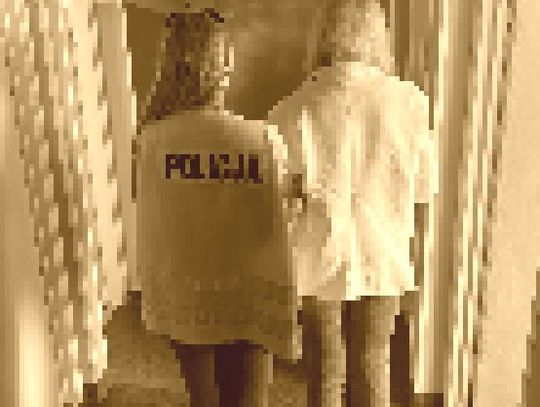 Policjanci zatrzymali 50-latkę pod zarzutem przywłaszczenia pieniędzy