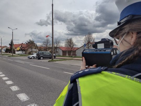 Policyjna akcja kontroli prędkości kierowców. Na drogi wyjadą policjanci z grupy SPEED!