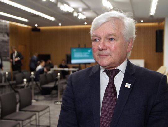 Polskie samorządy umiarkowanie optymistycznie patrzą na swój rozwój. Polskie samorządy umiarkowanie optymistycznie patrzą na swój rozwój.