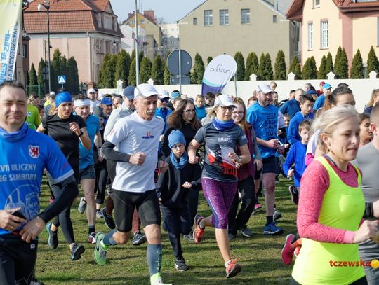 Ponad 200 biegaczy w parkrunie (ZDJĘCIA)