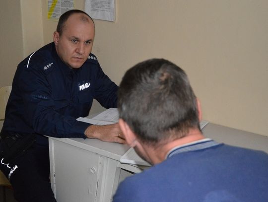 Poszukiwany za kradzieże wpadł na kolejnej kradzieży