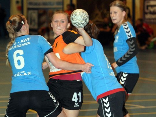 Powrót samborzanek na fotel lidera