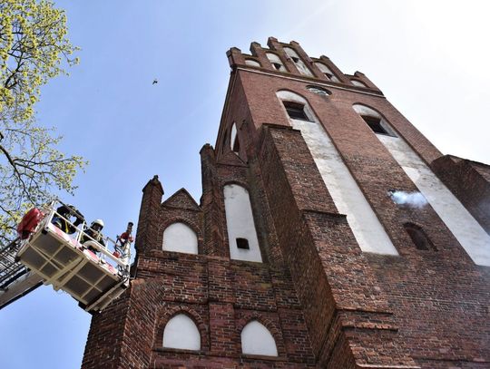 Pożar zabytkowego, gniewskiego kościoła. Na szczęście zagrożenie było pozorowane