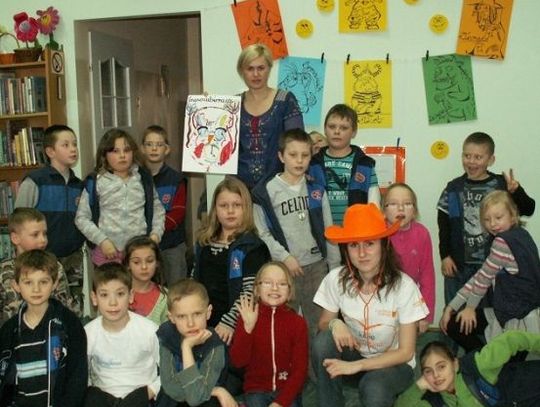 „Poznaj bezpieczny Internet”. Firewall i helpline, czyli w wirtualnym świecie