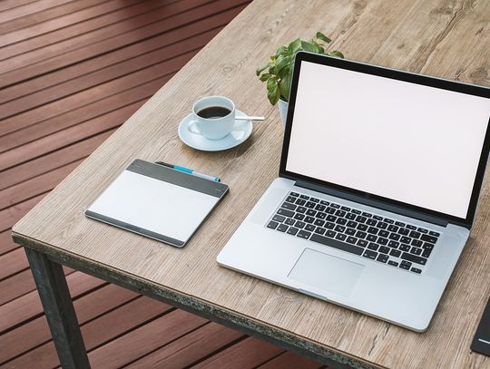 Praca przez internet – jak zarabiać online nie mając własnej strony?