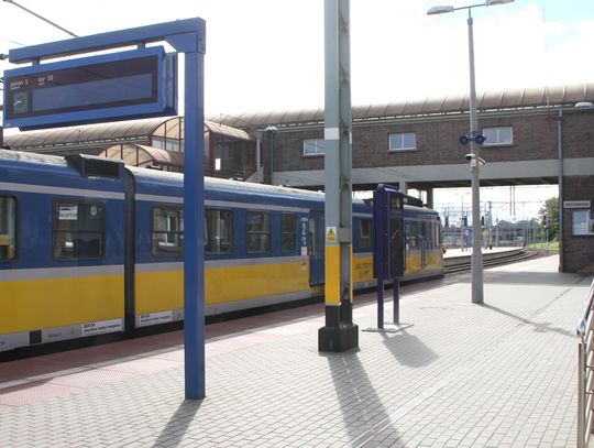 Prezydent protestuje przeciwko likwidacji połączeń SKM