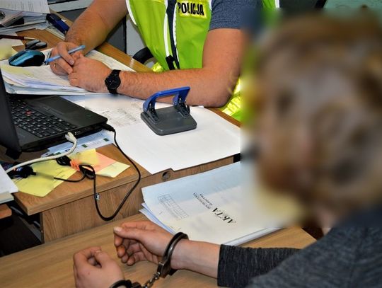 Próbował ukraść... autobus. Trafił za kraty. Odpowie też za inne kradzieże...