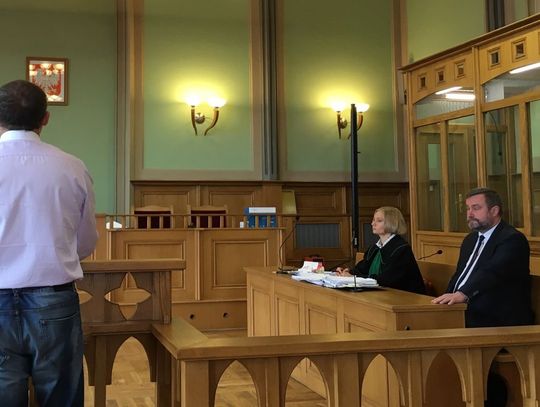 Proces prezydenta Tczewa. Były prezes miejskiej spółki: nagrania z monitoringu dostałem na pendrivie 