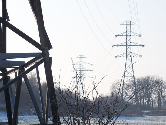 Protestował przeciwko linii, ale i tak powstanie na jego działce