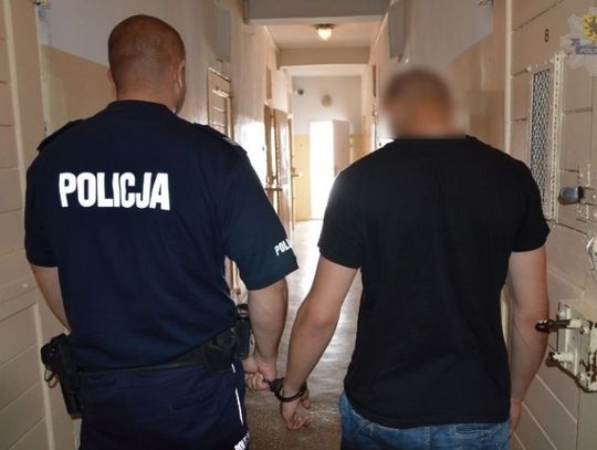 Przewrócili mieszkańca Tczewa, pobili i okradli. 16 i 17-latek odpowiedzą za rozbój