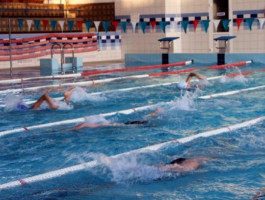 Przyjdź na basen! 5 zł za 45 min. pluskania w wodzie