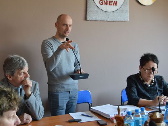 Radni chcą nagrywania sesji. Ale niektórzy czują się… skrępowani 