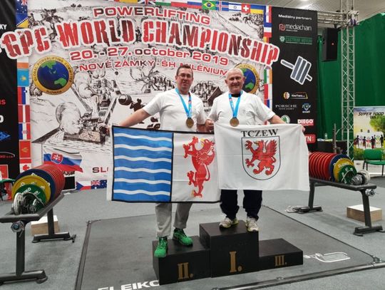 Rekordy świata i medale Tczewian na Mistrzostwach Świata.