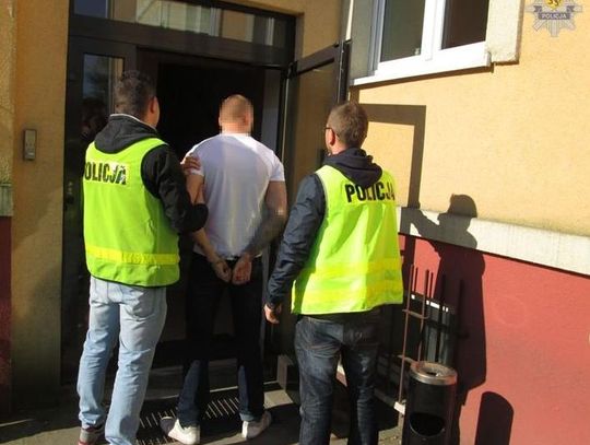 Rozbój na autostradzie - pobili kierowcę przy bramkach!