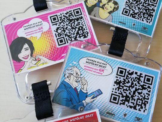 Rusza pilotaż biletu metropolitalnego. W tczewskich autobusach pojawią się specjalne uchwyty dla pasażerów