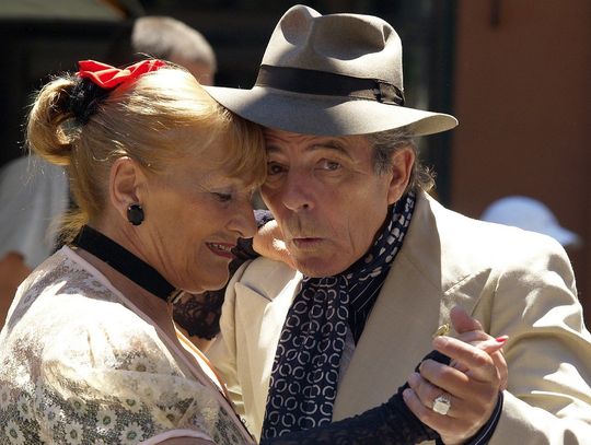 Seniorzy, osoby z niepełnosprawnościami zyskają opiekę. Program będzie wspierał zwłaszcza osoby samotne Seniorzy, osoby z niepełnosprawnościami zyskają opiekę. Program będzie wspierał zwłaszcza osoby samotne