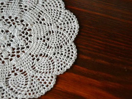 Serweta, czy obrus? Poznaj zasadnicze różnice i sam zadecyduj co jest najlepsze