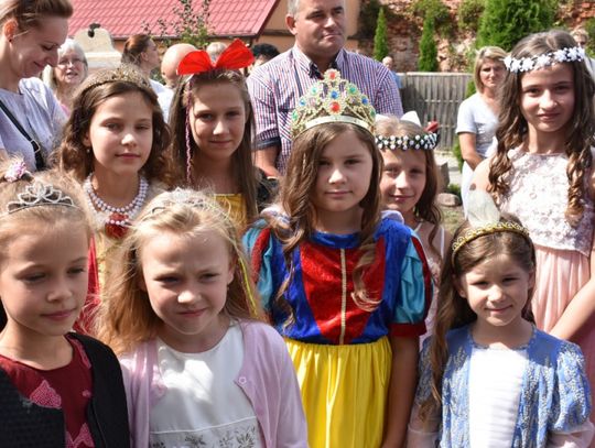 Sierpniowe święto kobiet tylko w Gniewie! Młode księżniczki i królowe na ulicach miasta