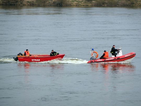 Skoczył z mostu - przeczesali nurt i brzegi Wisły – bez rezultatu