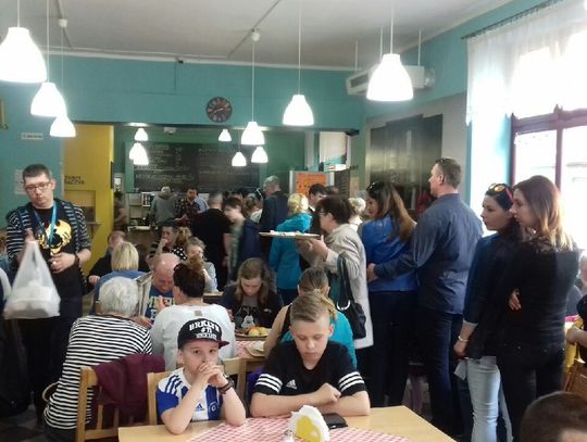 Smaczny obiad za... 7,45 zł? Tak! Tłumy klientów w czasie "Weekendu za pół ceny" w Tczewie