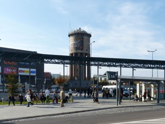 Spada liczba pasażerów na węźle. W 2013 r. aż o 20 proc. mniej niż w 2012 r. 