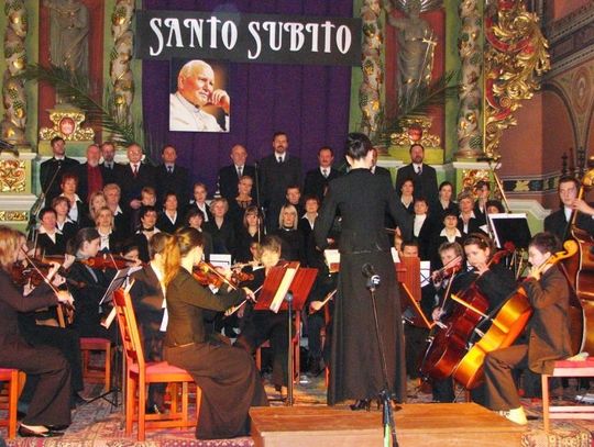 Spłacajmy dług wdzięczności wobec Jana Pawła II