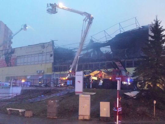 SPŁONĄŁ DOM HANDLOWY RETMAN W TCZEWIE!
