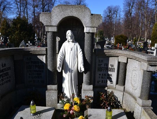 Społecznicy zainicjowali akcję ratowania starych, tczewskich nagrobków